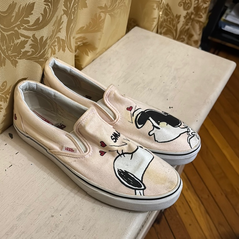Vans Peanuts Women's Cream Slip-On Sneakers